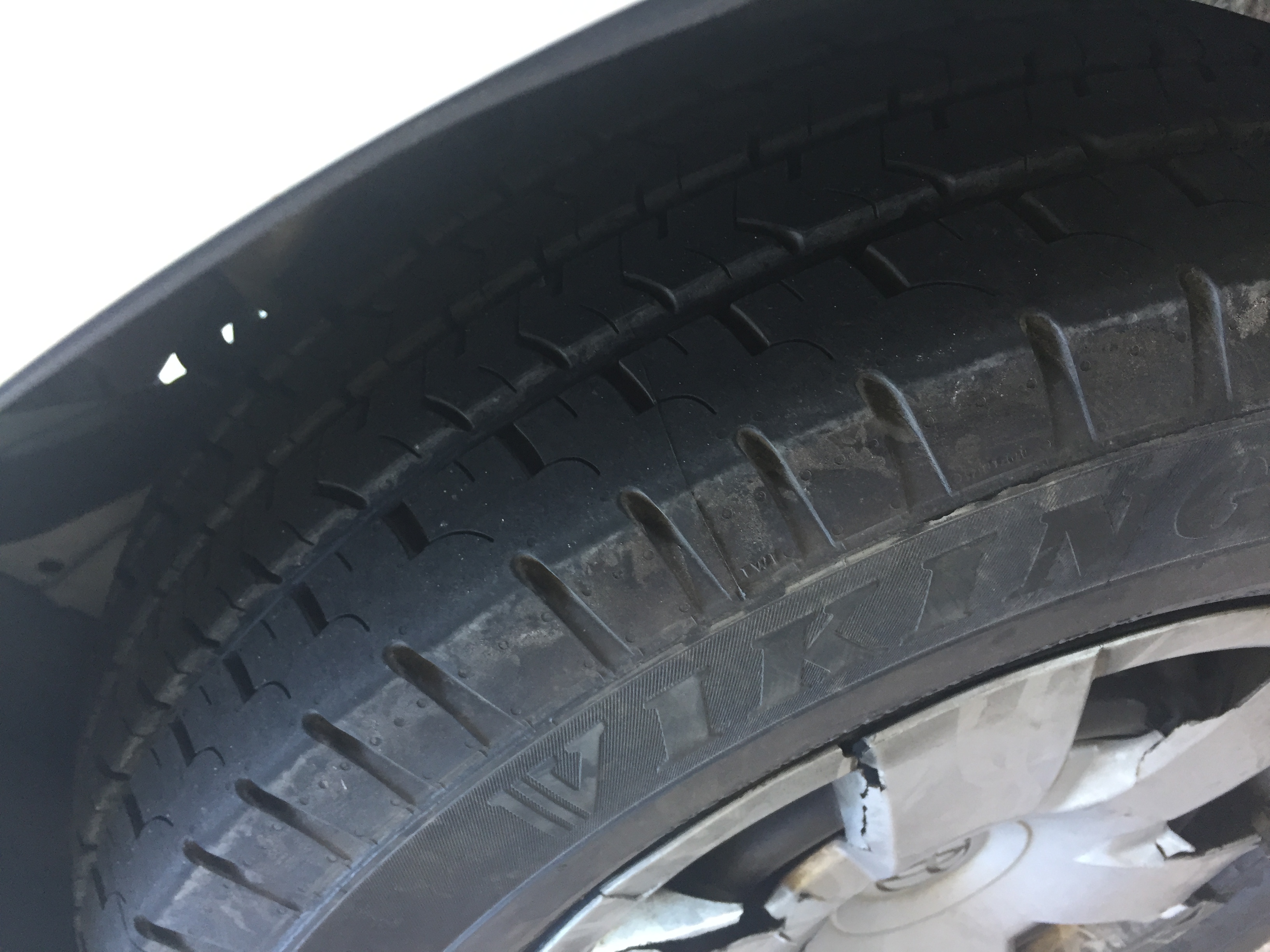 Jing Bing Tires